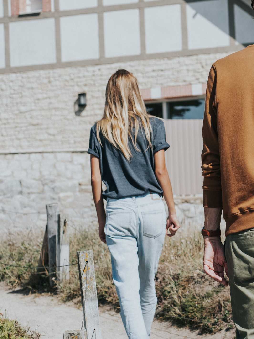 t-shirt femme poche dos #couleur_bleu-avec-poche